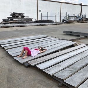 Meet your Posher, Nel